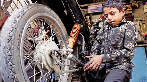 Essay on child labour in india